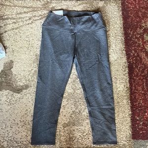 Womens size large capris legging